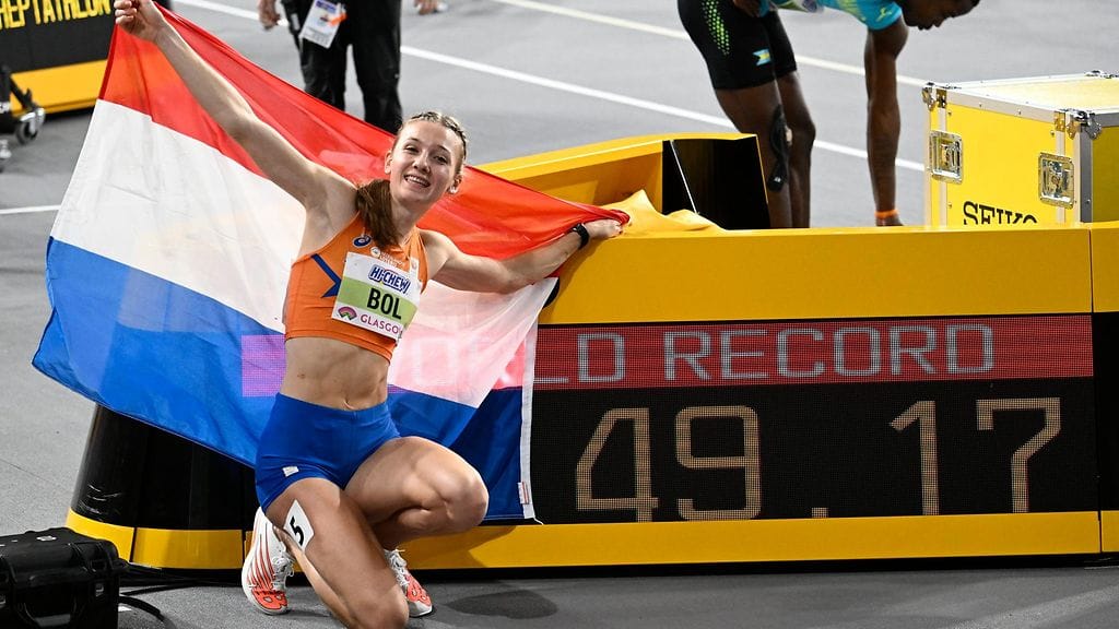 Femke Bol juoksi jälleen maailmanennätyksen sisäratojen 400 metrillä.