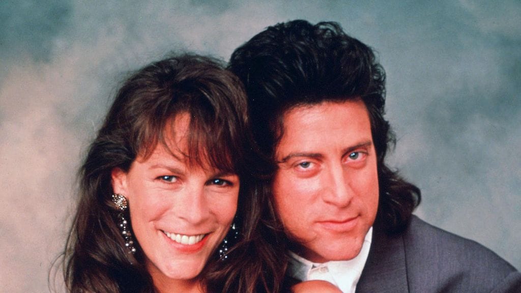 Jamie Lee Curtis ja Richard Lewis näyttelivät yhdessä Anything but love -tilannekomiikkasarjassa vuosina 1989–1992.