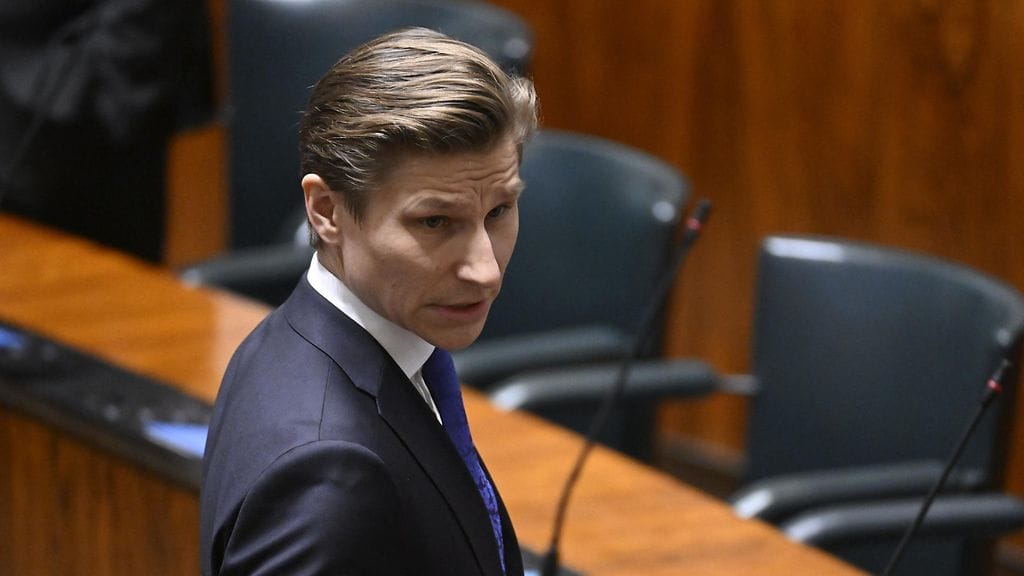 Useita YK:n rauhanturvaajia on loukkaantunut Libanonissa Israelin joukkojen tulituksessa viime päivinä. Puolustusministeri Antti Häkkäsen mukaan toiminta näyttää ainakin osittain tahalliselta.