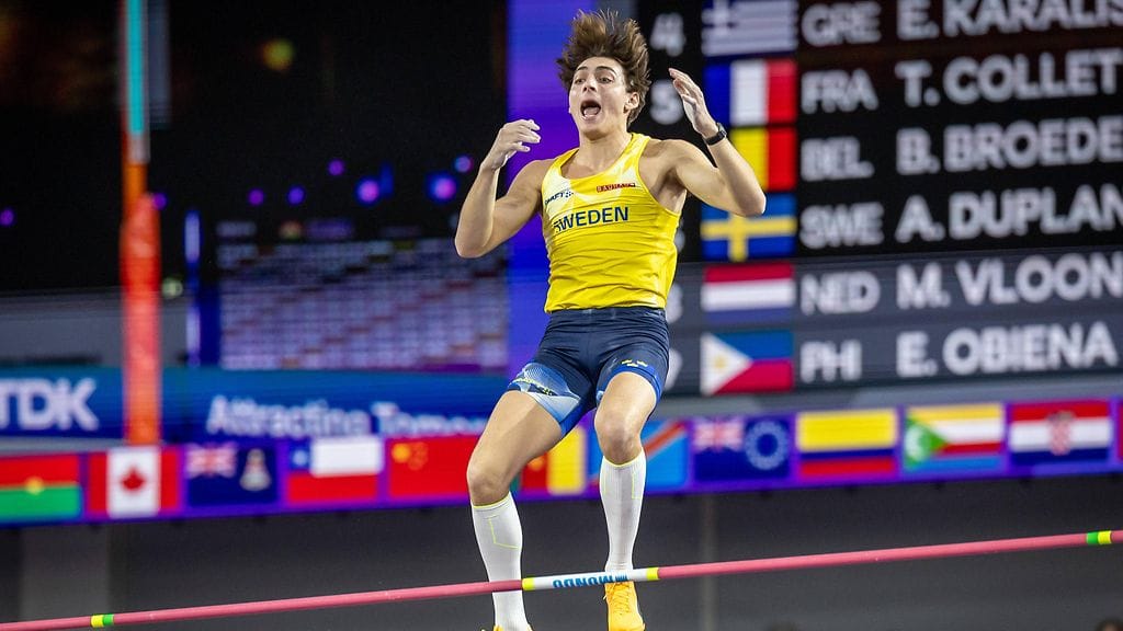 Armand Duplantis otti MM-kultaa Glasgow'ssa.