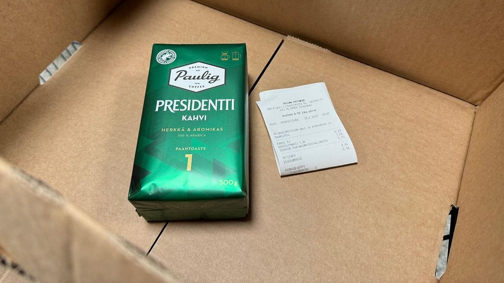 kahvipaketti keräiltynä