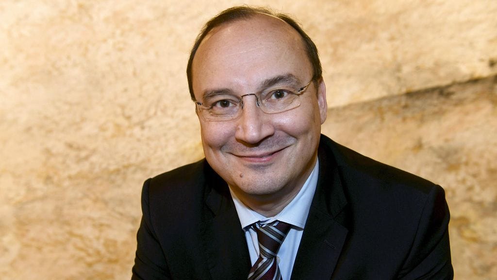 Suomen Ottawan-suurlähetystön suurlähettiläs Jari Viléniä syytetään häirinnästä ja epäsopivasta käytöksestä, kertoo Ilta-Sanomat. Kuvassa Jari Vilen Euroopan tilintarkastustuomioistuimen vuosikertomuksen 2018 esittelytilaisuudessa Helsingissä 17. lokakuuta 2019.