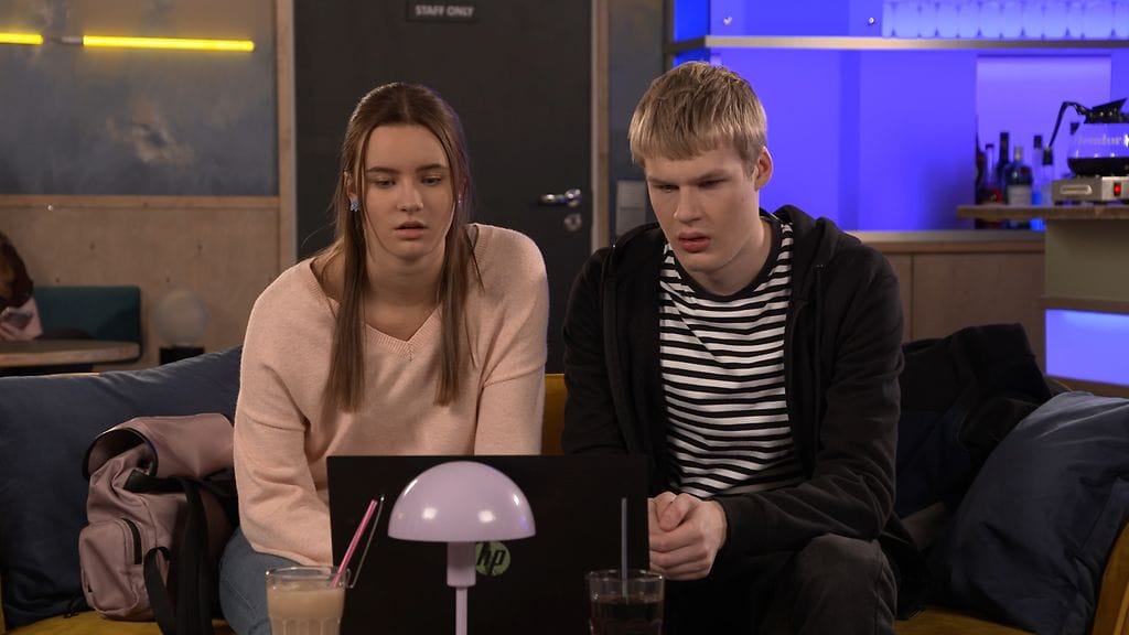 4544 01 matias erika