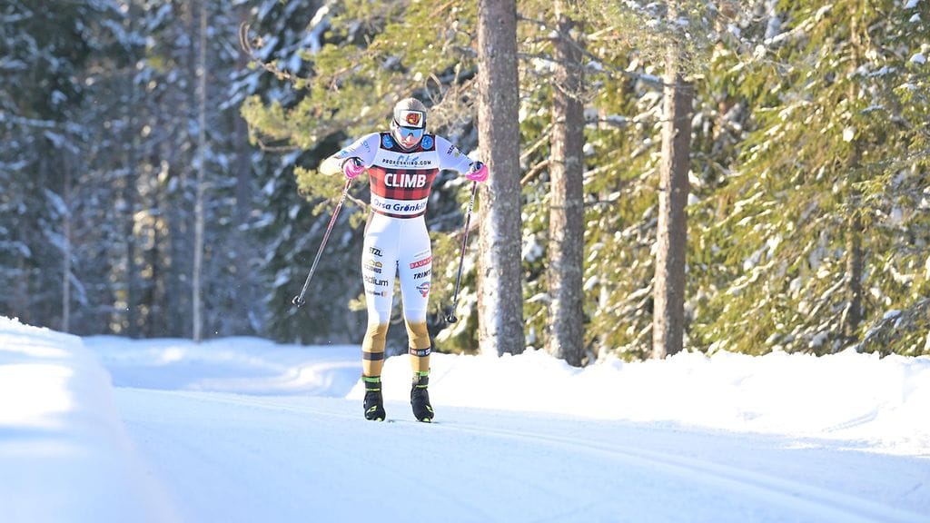 Kati Roivas kisaa lauantaina 50 kilometrin maailmancup-kilpailussa Holmenkollenilla.