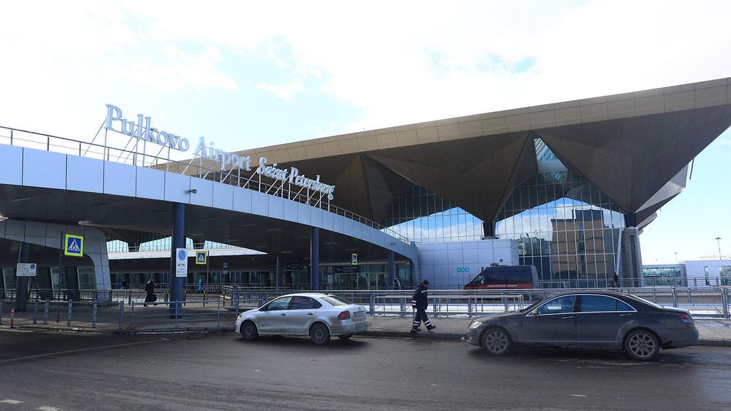 Pulkovon lentokentän toimintaa on rajoitettu.