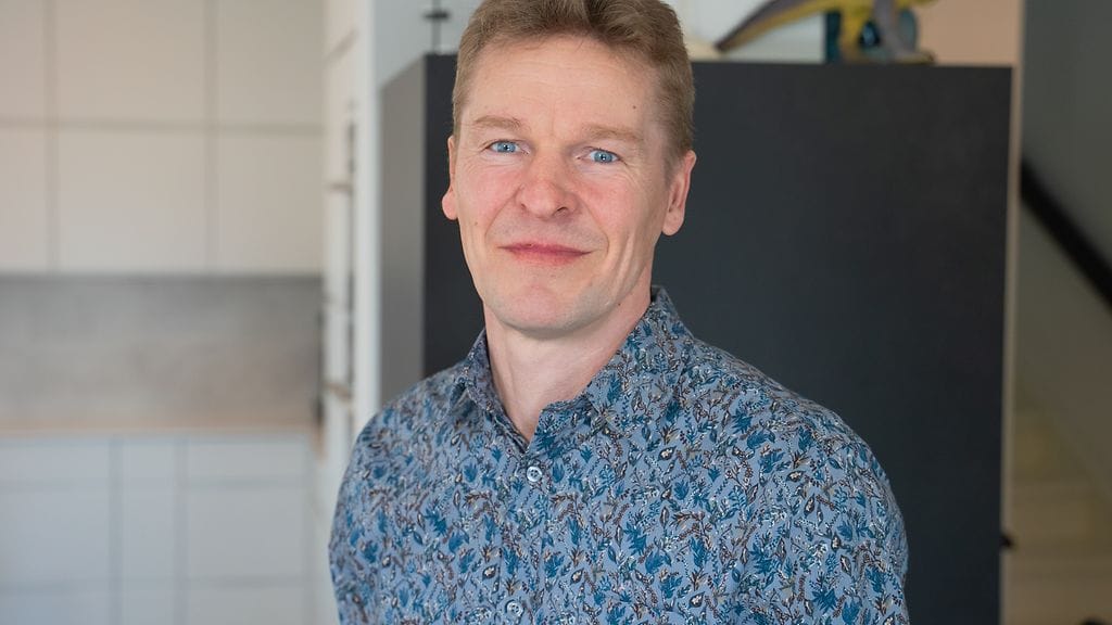 olet_mita_syot_s6_eps5_toni_nieminen_002