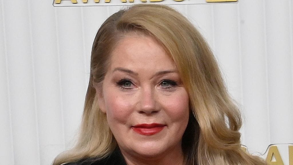 Christina Applegate arvelee saaneensa sapoviruksen salaatista.