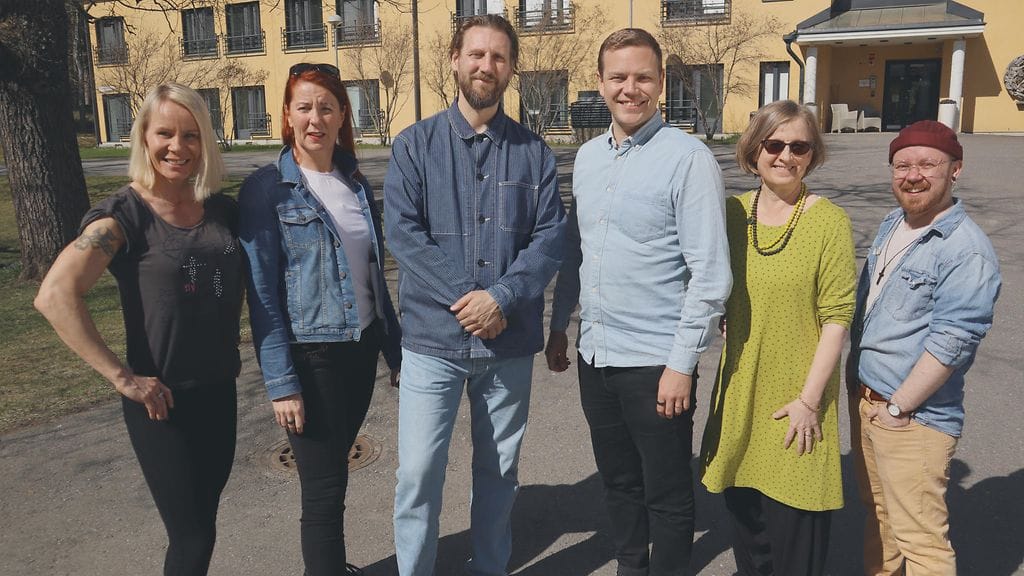 tabu_eps4_ryhmakuva_005