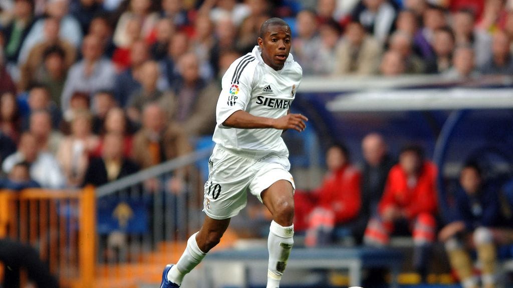 Robinho edusti urallaan myös Real Madridia.