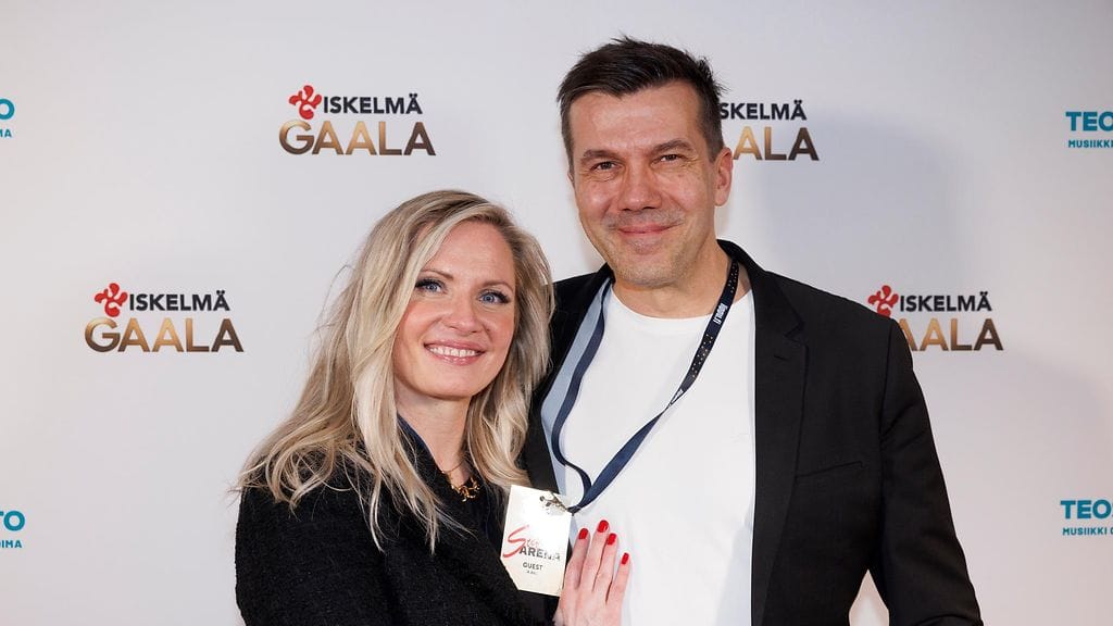 Tommy Fränti ja Virpi Valtavaara sanoivat toisilleen tahdon.