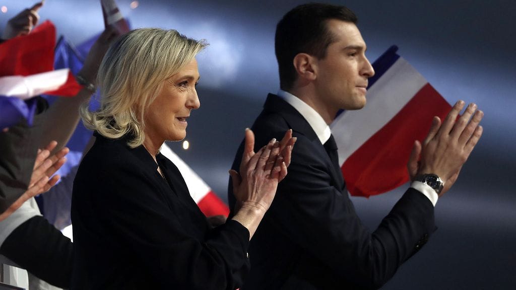 Ranskan äärioikeiston uusi tähtui Jordan Bardella on tarttunut rohkeasti kaikkeen, mitä Marine Le Pen on hänelle tarjonnut.