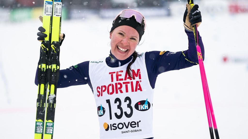 Kerttu Niskanen juhli takaa-ajon SM-kultaa.