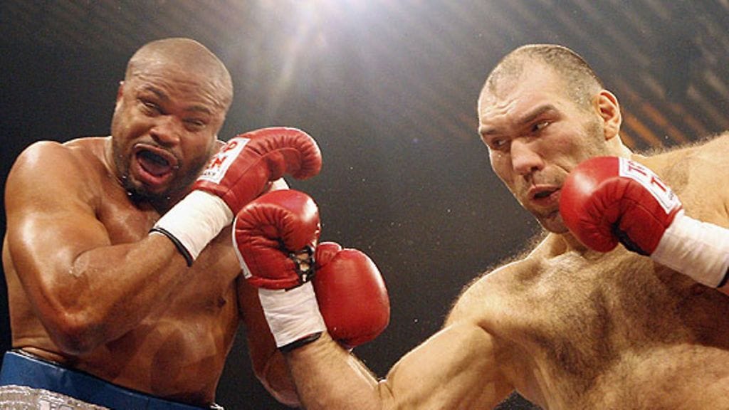 Nikolai Valujev-Jameel McCline, kuva: Michael Kienzler/Bongarts/Getty Images