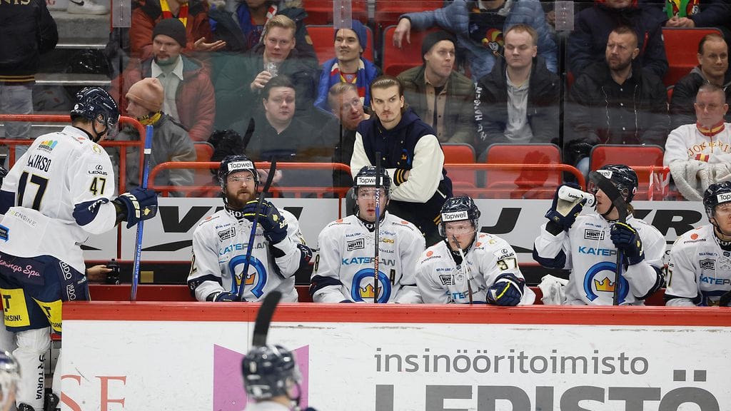 Kiekko-Espoon Mestis-taivalta on jäljellä yksi ottelu.