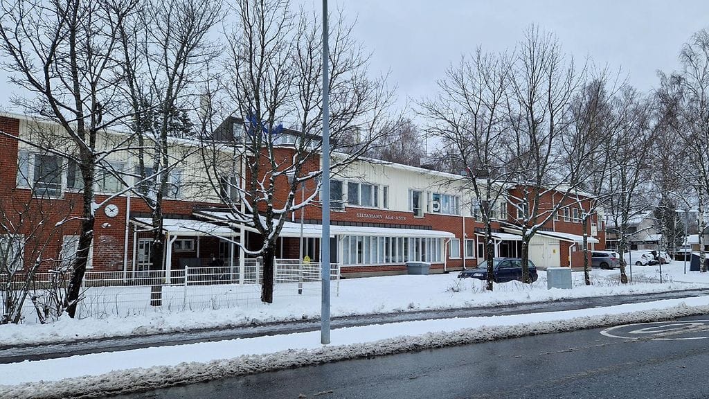 Poliisin mukaan Vantaan kouluampuja osoitteli aseella Siltamäen alakoulun oppilaita.