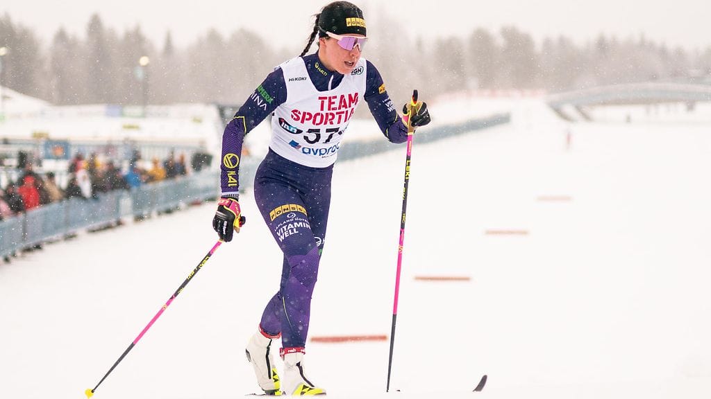 Kerttu Niskanen ei jättänyt muille mitään mahdollisuuksia 30 kilometrin kilpailussa.