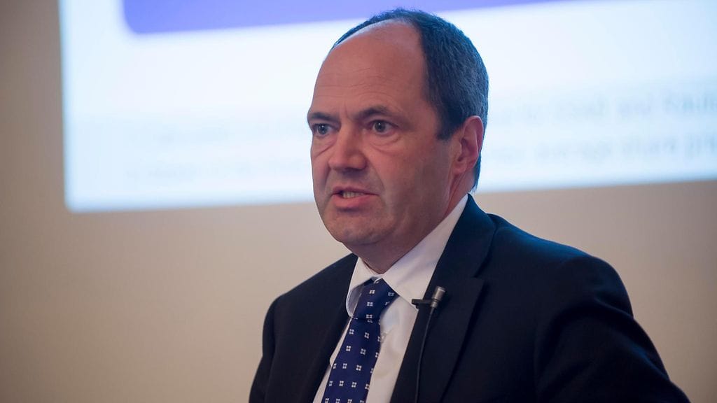 Ruotsalaisen teräsyhtiö SSAB:n toimitusjohtaja Martin Lindqvist kuvattuna vuonna 2014.