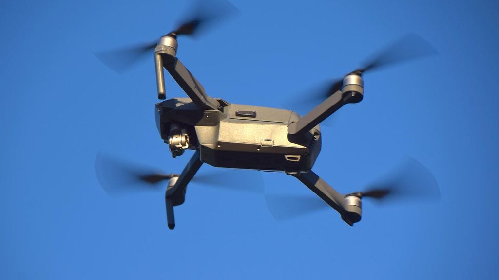 Kuvassa DJI Mavic Pro drooni. Kuvituskuva.