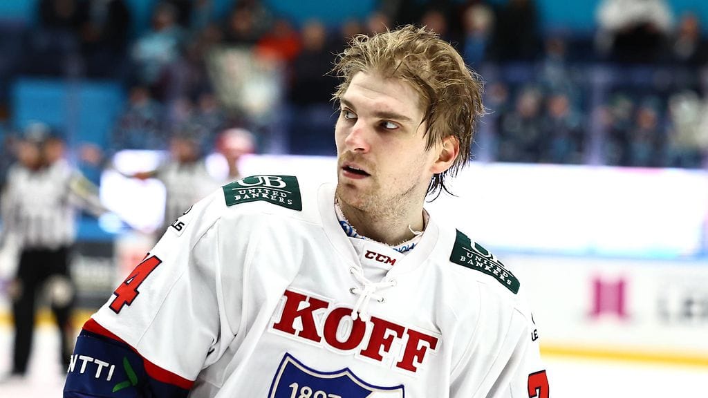 Julius Nättinen siirtyy Sveitsiin.