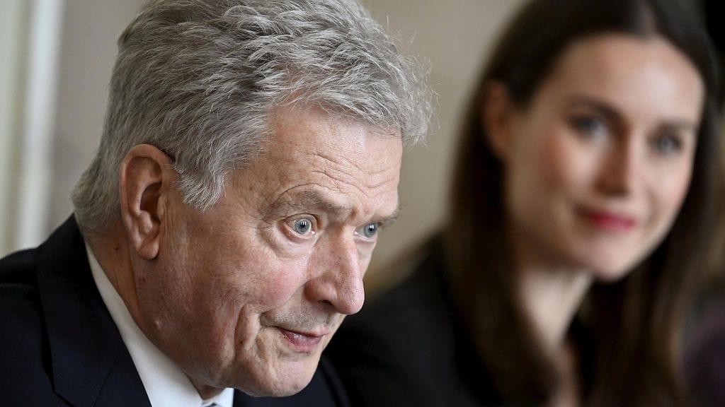 Ulkomaan mediassa mainituin suomalainen oli virkakautensa viime kuussa päättänyt presidentti Sauli Niinistö. Otsikkotasolla näkyvin suomalainen oli kuitenkin pääministerinä vielä viime vuonna toiminut Sanna Marin (sd.).