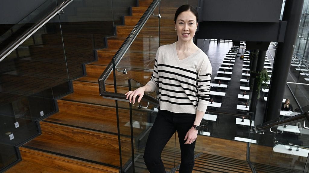 Laura Lepistö avaa omaelämäkerrassaan myös taitoluistelu-uransa rahallisia vaiheita.