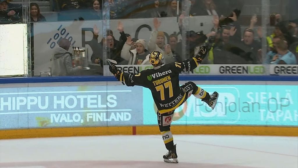 Kärpät tekee 1-0 maalin