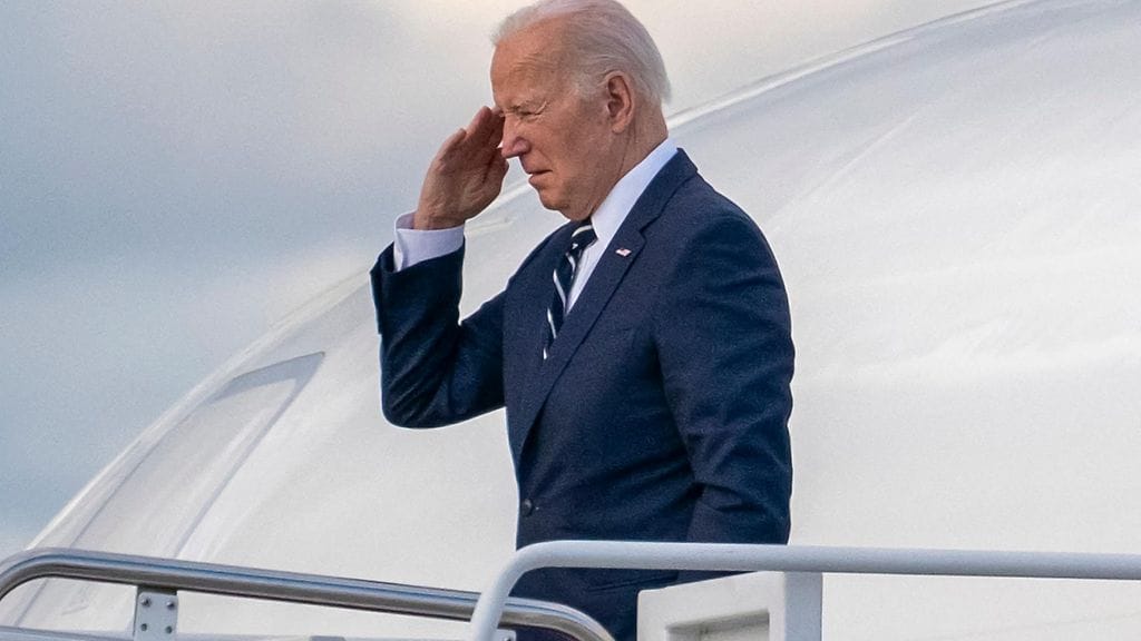 Yhdysvaltain presidentti Joe Biden vannoo maan tukevan liittolaistaan Israelia.