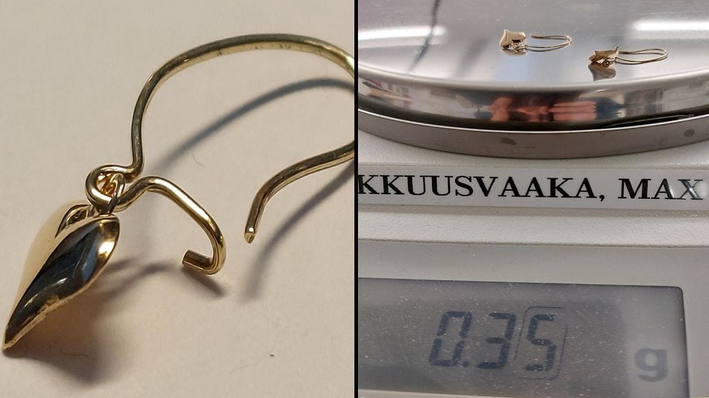 Näissä korvakoruissa oleva leima ei vastaa niiden jalometallipitoisuutta.