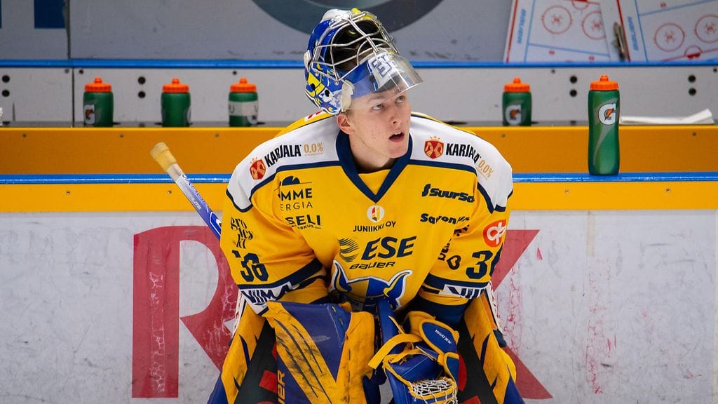 Waltteri Ignatjew solmi NHL-sopimuksen Calgary Flamesin kanssa.