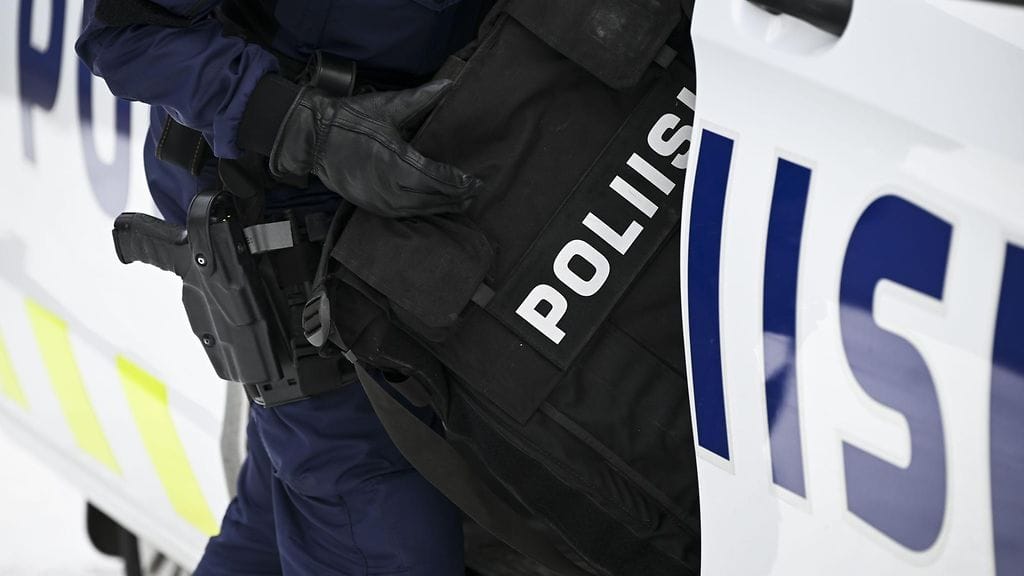 Mies ampui poliisipartiota kohti pistoolilla Espoossa viime syyskuussa.