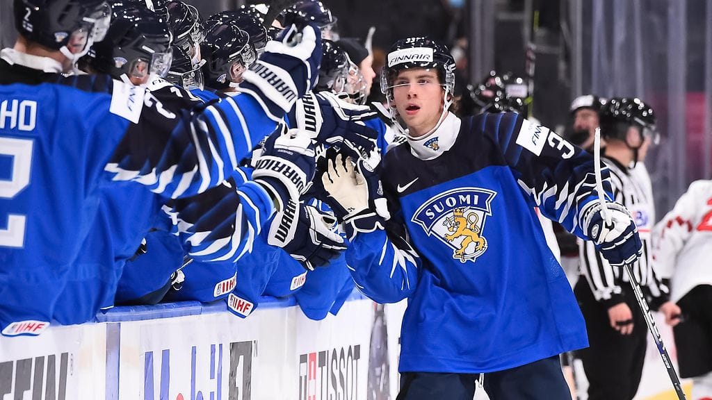 Brad Lambert (kuvassa kasvot kameraan päin).