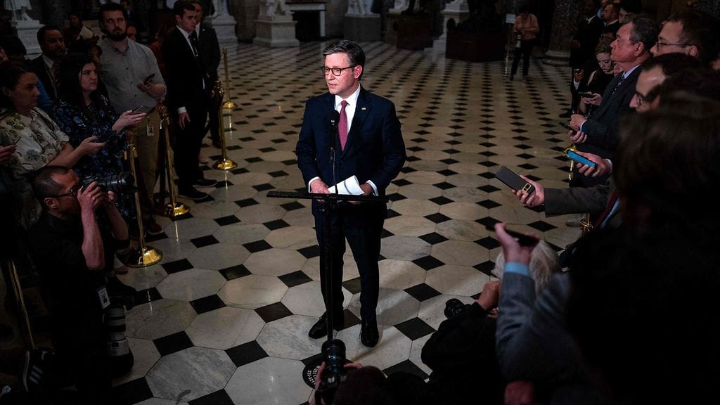 Kuvassa edustajainhuoneen puhemies Mike Johnson.