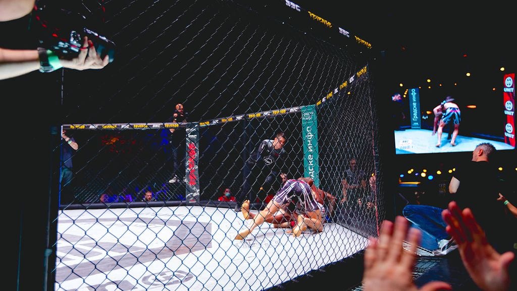 Vapaaottelija Ali Heibatille napsahti Venäjällä elinikäinen kilpailukielto. Kuvituskuva.