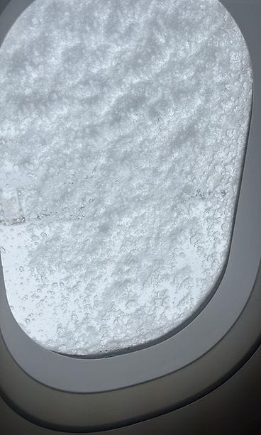 Julius lentokone lumi