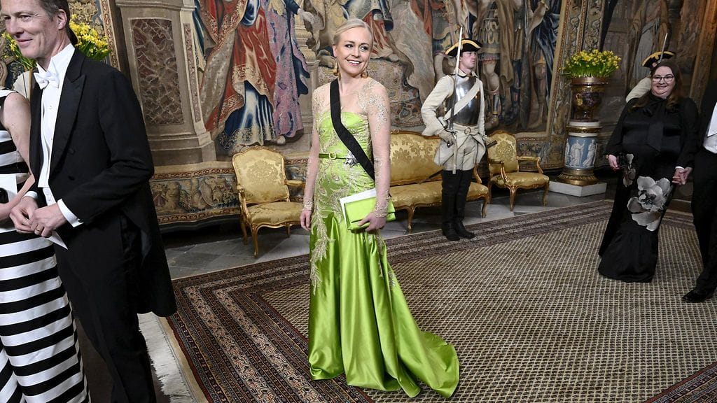 LK 230424 Ulkoministeri Elina Valtonen Ruotsin kuninkaallisten illallisella 23.huhtikuuta 24