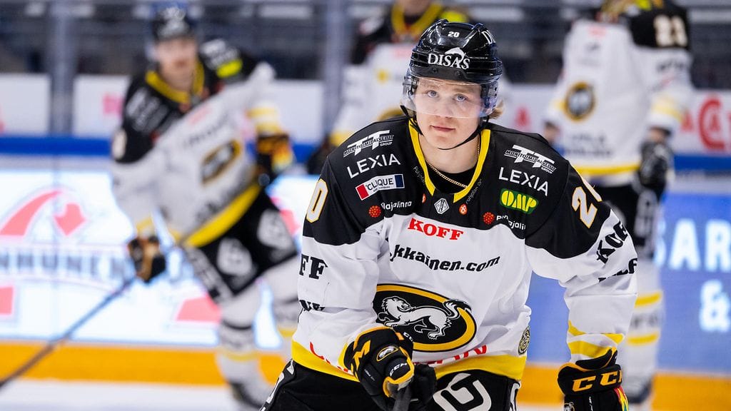 Kasper Björkqvist pelasi Kärpissä kaksi kautta ennen siirtoaan Ilvekseen.