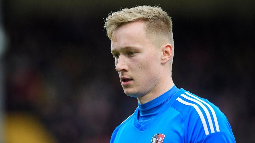 Viljami Sinisalo on skottijätti Celticin kiikarissa.