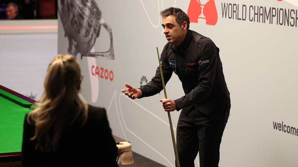 Ronnie O'Sullivan esitti kovia syytöksiä tuomari Desislava Bozhilovasta MM-puolivälierän yhteydessä.