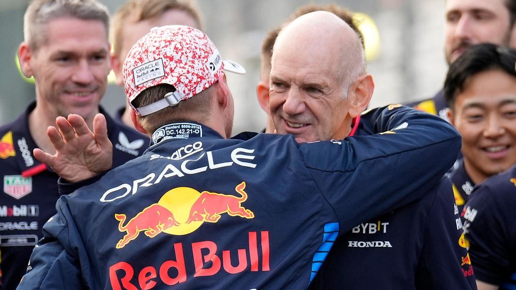Adrian Newey on ollut suunnittelemassa Max Verstappenille mestaruusautoa.