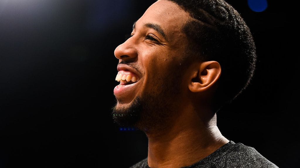 Darius Morris on poissa.