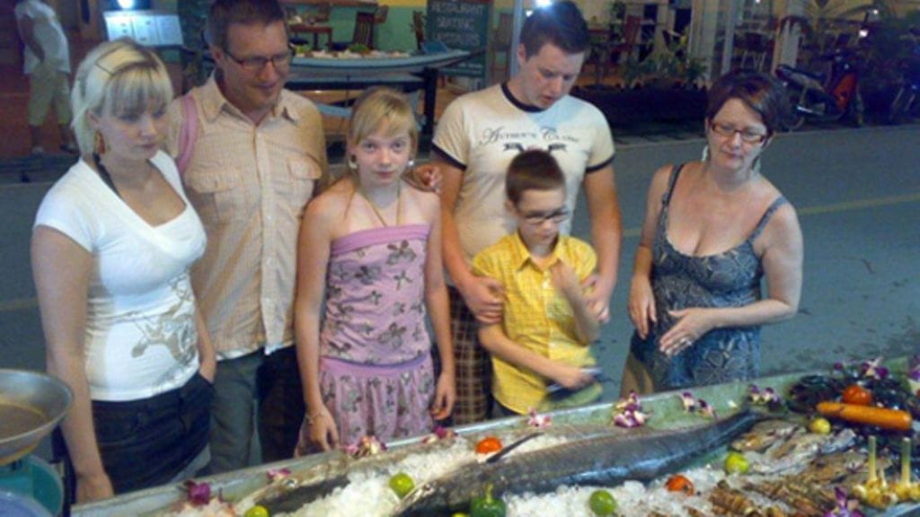 Auerin perhe on lomaillut Thaimassa tsunamin jälkeenkin.