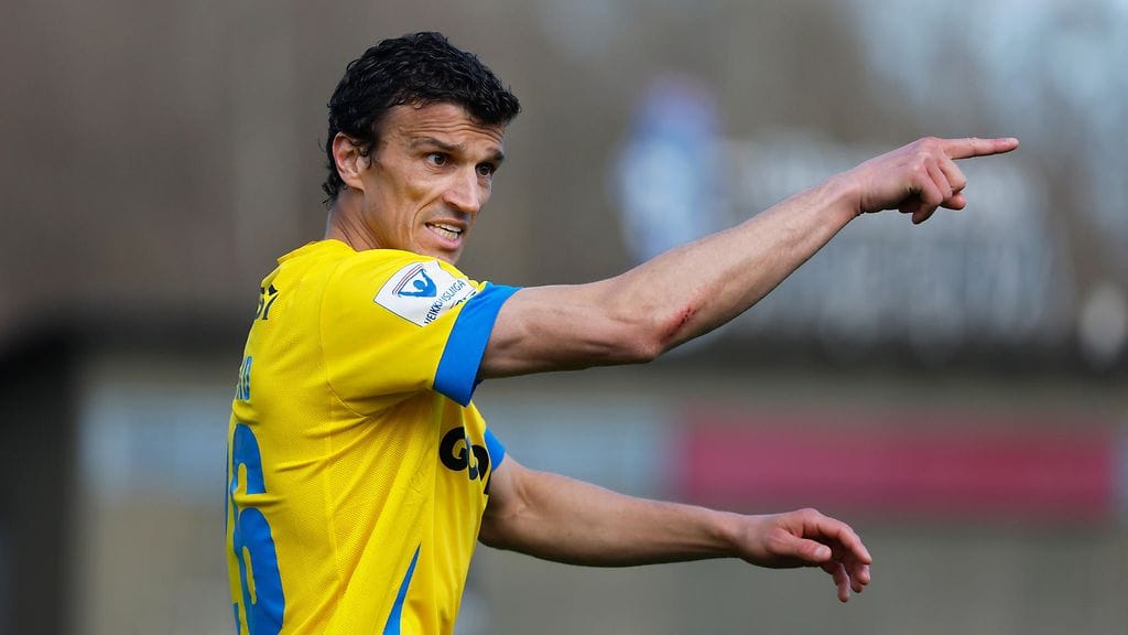 Roman Eremenko pelasi ensimmäisen ottelunsa Gnistanin riveissä.