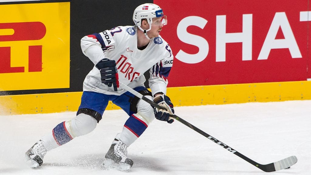 Alexander Reichenberg kuvattuna Norjan maajoukkuepelaajana jääkiekon MM-kisoissa Bratislavassa toukokuussa 2019.