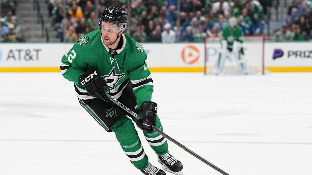 Radek Faksa vei Dallas Starsin NHL:n pudotuspelien puolivälieriin.