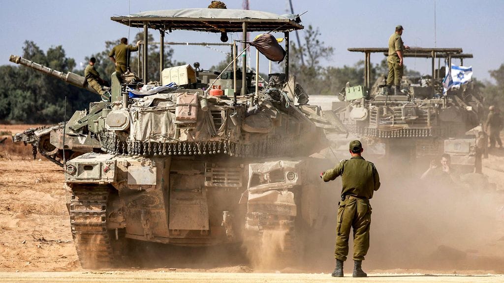 Israelin tankkeja lähellä Gazan kaistaa huhtikuun lopulla