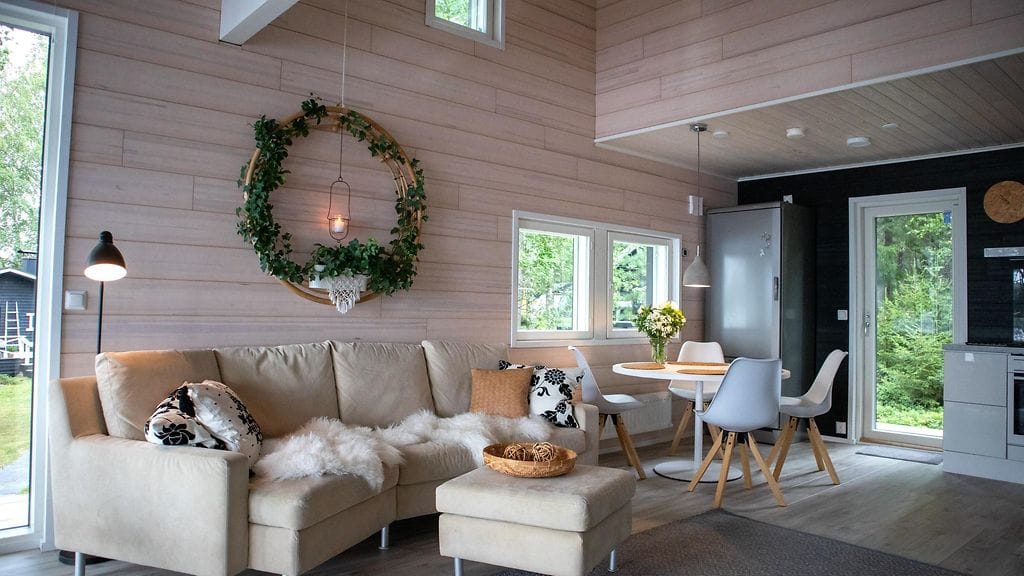 Suomen_kaunein_koti_Kesamokit_S13_EPS10_KAJAANI_012