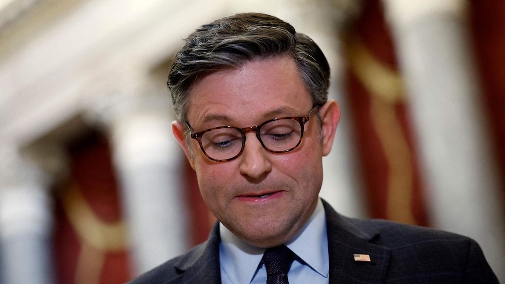 Republikaanipuoluetta edustava Mike Johnson saa pitää paikkansa edustajainhuoneen puhemiehenä.