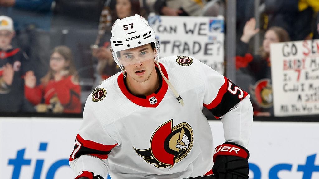 Shane Pinto on mukana Yhdysvaltain joukkueessa.