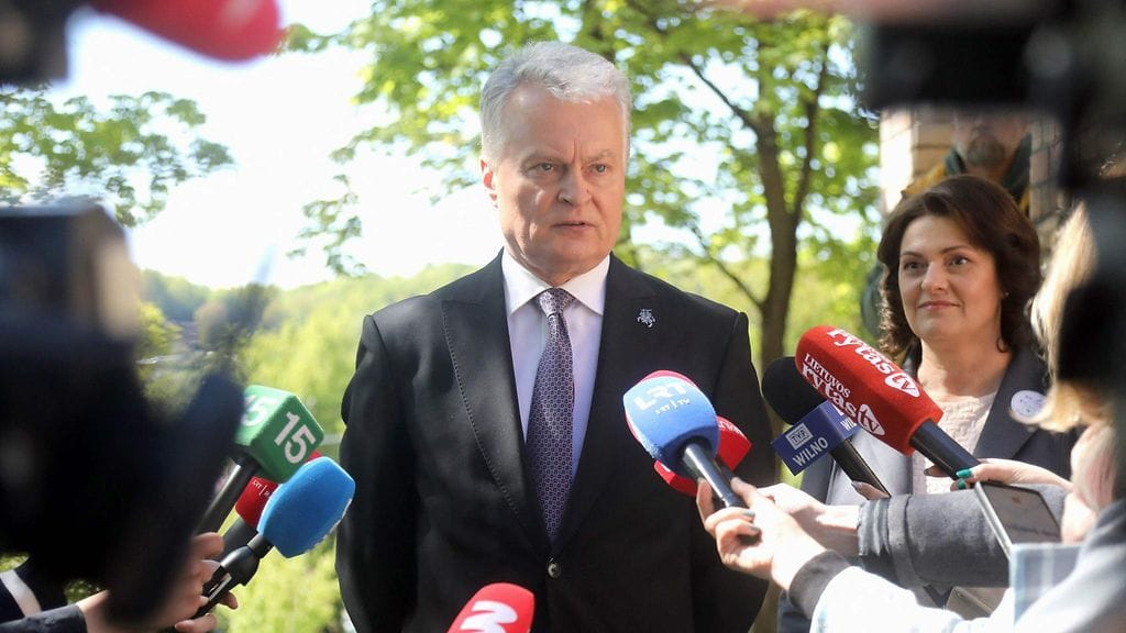 Presidentti Gitanas Nauseda on valittu jatkokaudelle Liettuassa.