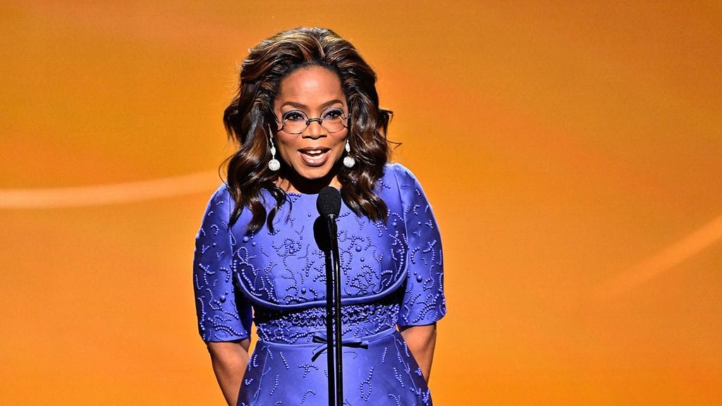 Oprah nähtiin puhujana Painonvartijat -verkkotapahtumassa, jossa hän myönsi menneisyyden virheensä.